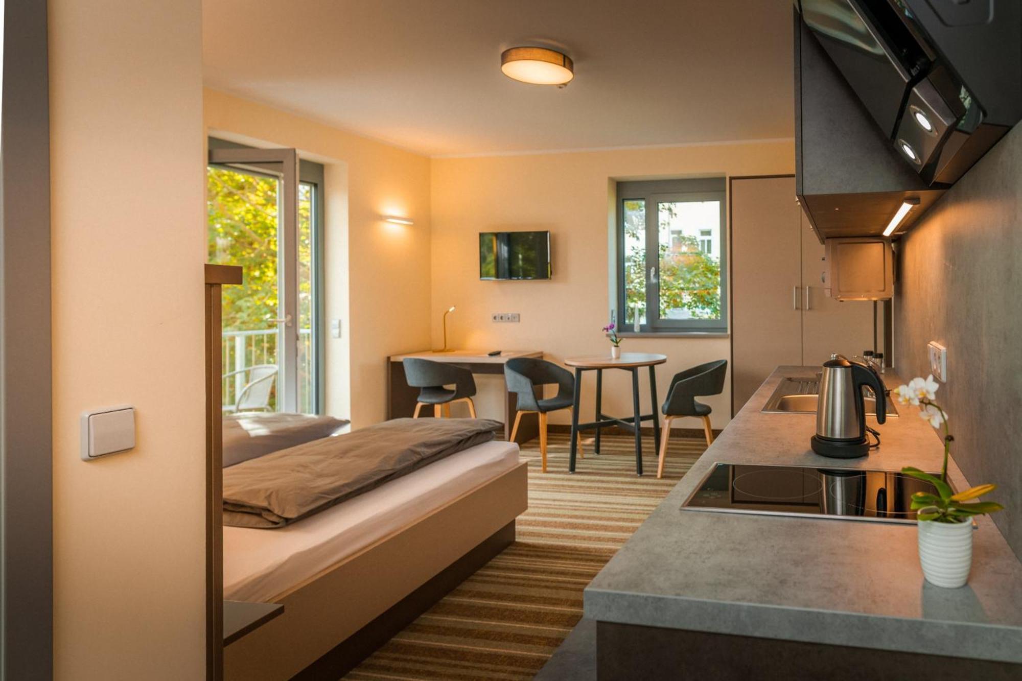 Elly Hostel Freiberg Bagian luar foto